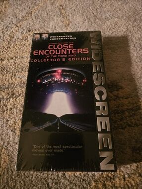 Close Encounters Of The Third Kind. Collectors Edition. VHS. 1989.Sealed.
